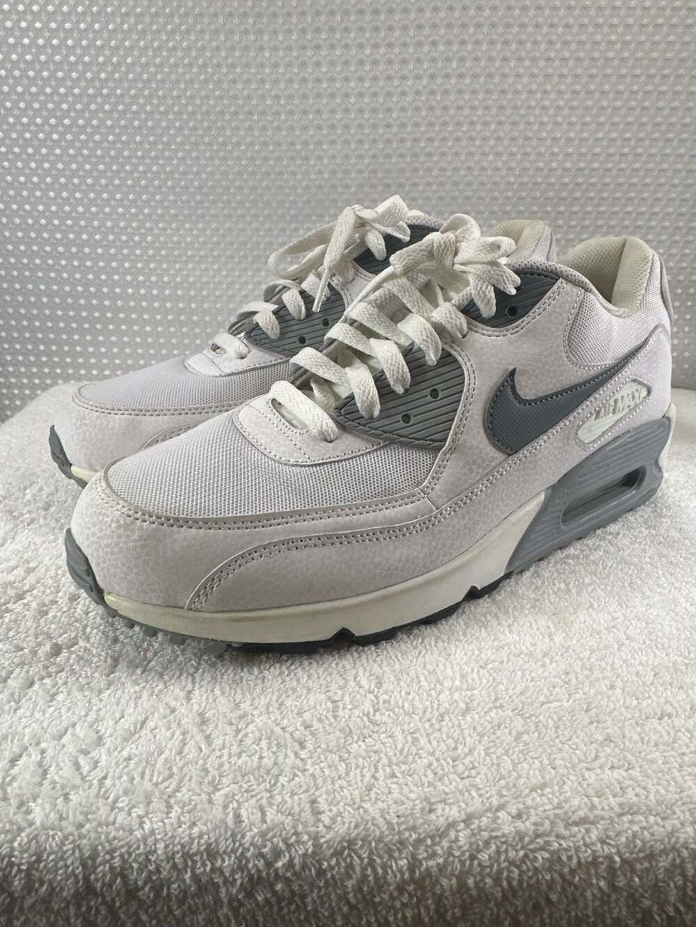 Nike Air Max 90 Essential 616730-111 Size 11.5 Shoes